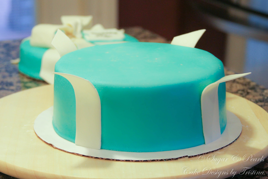Round Tiffany & Co Inspired Cake | she makes cake