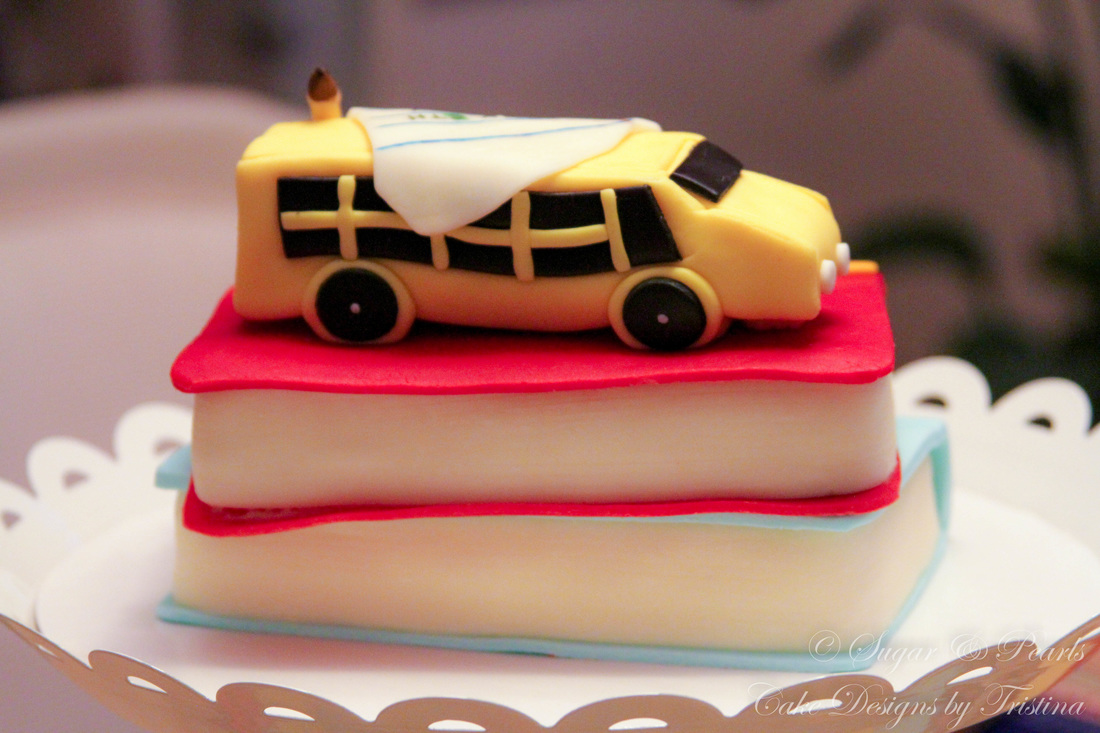 Pin by Sroda Ablordeppey on elleanddees | School bus cake, Bus cake, School  cake